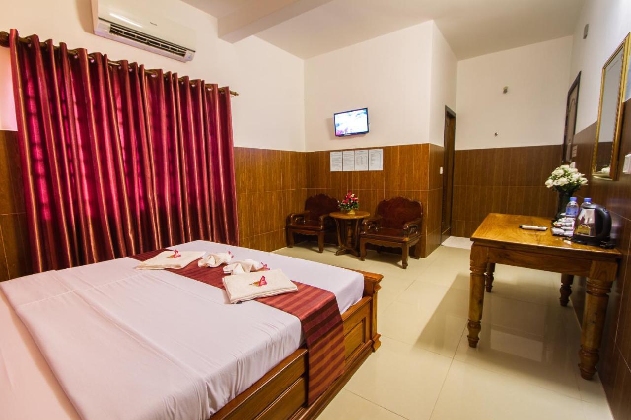 Botoum Hotel Sisophon Exterior photo