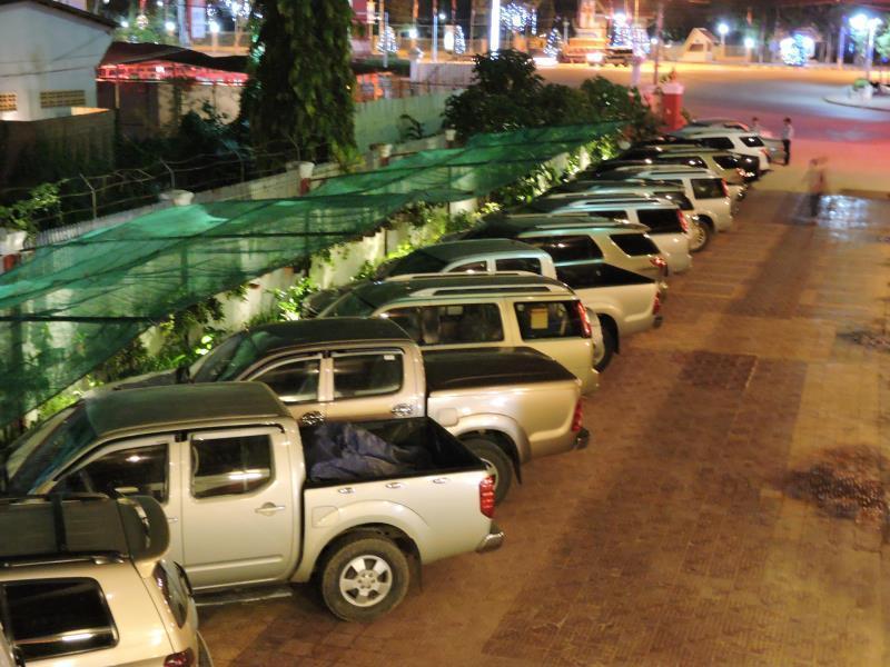 Botoum Hotel Sisophon Exterior photo